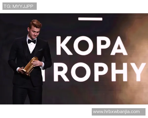 足球明星颁奖典礼上的动人献唱歌曲回顾与推荐 足球明星颁奖典礼上的动人献唱歌曲回顾与推荐